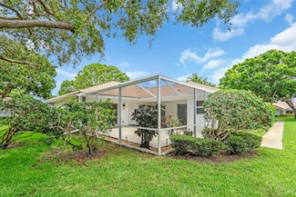 7904 Chapman Oak Ct, Palm Beach Gardens, FL 33410