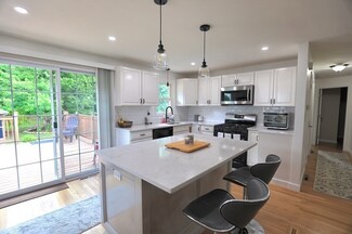 24 Sleigh Rd, Chelmsford, MA 01824