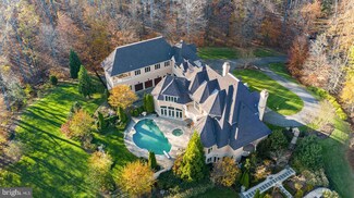 9211 Black Riffles Ct, Great Falls, VA 22066