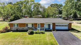 4171 Crestview Dr, Loveland, OH 45140