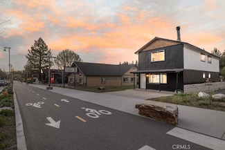 42692 Moonridge Rd, Big Bear Lake, CA 92314