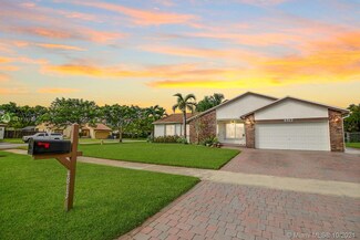 4813 SW 119th Terrace, Cooper City, FL 33330