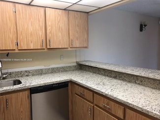 5995 Washington St Unit 233, Hollywood, FL 33023