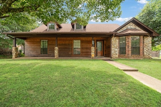 4580 Thomas Dr, Paris, TX 75462