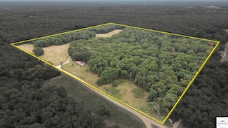 20225 Luetjen Ave, Cole Camp, MO 65325