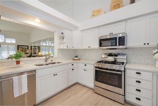 248 Desert Falls Dr E, Palm Desert, CA 92211