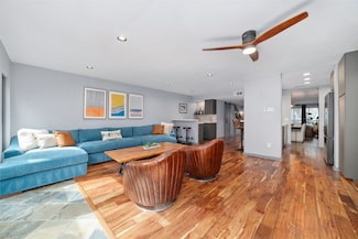8924 Chatsworth Dr Unit 8924, Houston, TX 77024