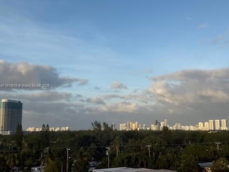 2350 NE 135th St Unit 711, North Miami, FL 33181