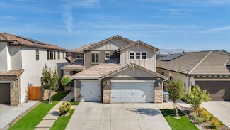 2653 Vermont Ave, Clovis, CA 93619