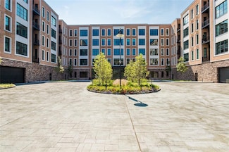 100 Garvies Point Rd Unit 1141, Glen Cove, NY 11542