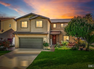 10301 Riata Ln, Bakersfield, CA 93306