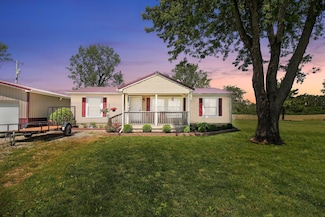 9925 Winchester Southern Rd, Stoutsville, OH 43154