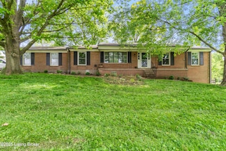 1802 Wildbriar Ct, La Grange, KY 40031