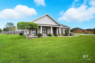 4229 Grove St, Gulf Shores, AL 36542