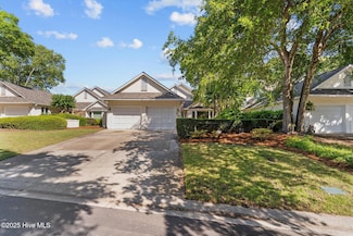 1808 Glen Eagles Ln, Wilmington, NC 28405