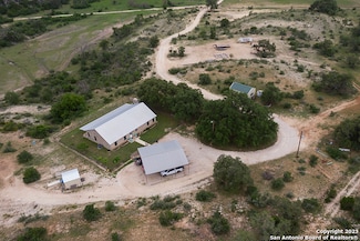 2764 Fm 337, Medina, TX 78055