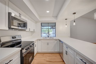 8412 Mulcahy Ave, Las Vegas, NV 89145