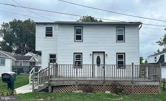 4007 W 13th St, Marcus Hook, PA 19061