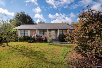 315 Blackberry Dr SW, Decatur, AL 35603