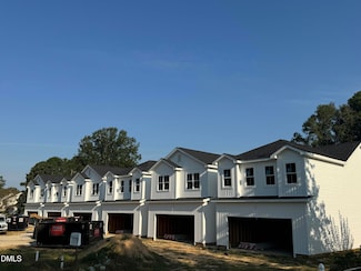 180 W Allen St, Four Oaks, NC 27524