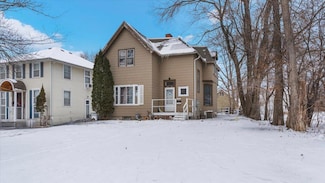 413 15th St SW, Willmar, MN 56201