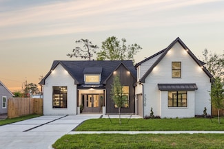 7310 Jalna St, Houston, TX 77055