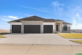 10705 S 219th Ave, Gretna, NE 68028