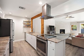 1009 Rolling Green Cir, Round Rock, TX 78664