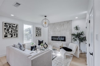 710 S Glasgow Dr, Dallas, TX 75223