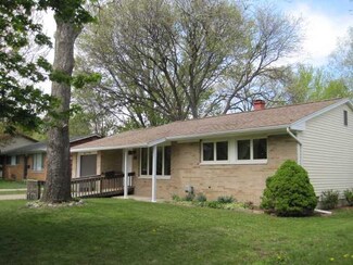 3616 Ronald St, Lansing, MI 48911