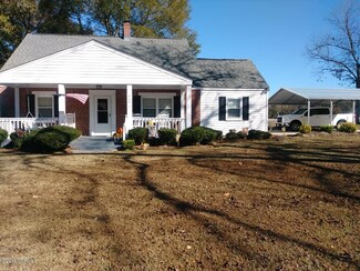 404 W Commerce St, Hobgood, NC 27843