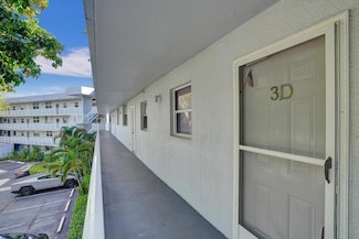 105 Royal Park Dr Unit 3D, Oakland Park, FL 33309