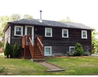 17 Lincoln St, Wareham, MA 02571