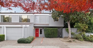 916 Menlo Ave, Menlo Park, CA 94025