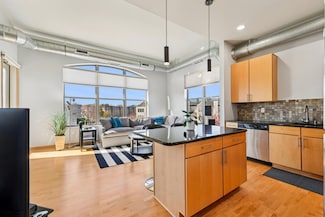 3640 Wooddale Ave S Unit 321, Saint Louis Park, MN 55416