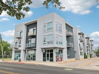 2931 E 12th St Unit 206, Austin, TX 78702