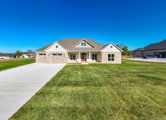 17 Republican Loop, Greenbrier, AR 72058