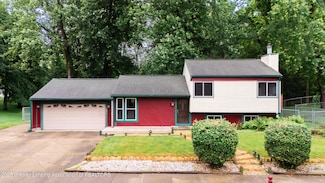 3720 Stoneleigh Dr, Lansing, MI 48910