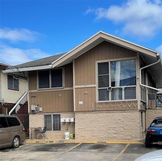 739 Gulick Ave Unit B, Honolulu, HI 96819