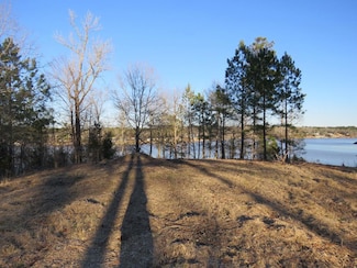 854 Eagles Harbor Dr, Hodges, SC 29653