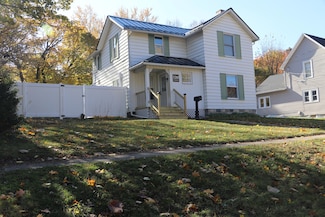 120 W Bond St, Hastings, MI 49058