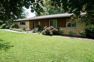 111 S 2nd St, Batesville, IN 47006
