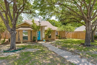 5828 Logancraft Dr, Dallas, TX 75227