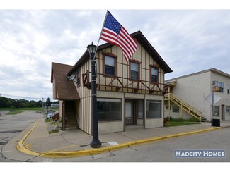 3 N Main St, Deerfield, WI 53531