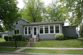 110 Chestnut St, Horicon, WI 53032