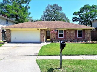 265 Firethorn Dr, Gretna, LA 70056