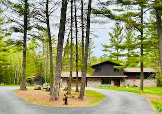 1351 Press Camp Rd, Two Harbors, MN 55616