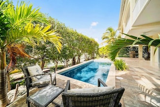71 W Plaza Del Lago, Islamorada, FL 33036