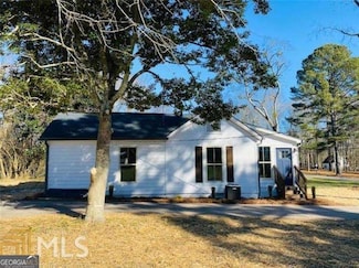 292 E Johnson St, Temple, GA 30179