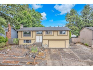 3853 SW 4th St, Gresham, OR 97030